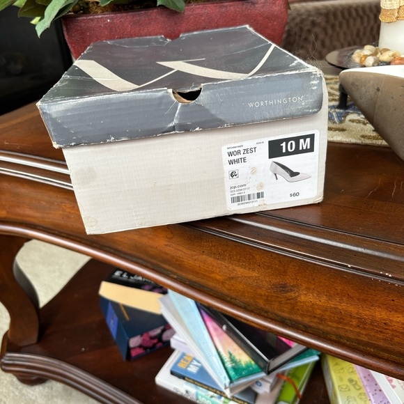 Worthington White Faux Patent Leather Snakeskin Pointed Toe Heels 80s 90s Pumps - Picture 15 of 16